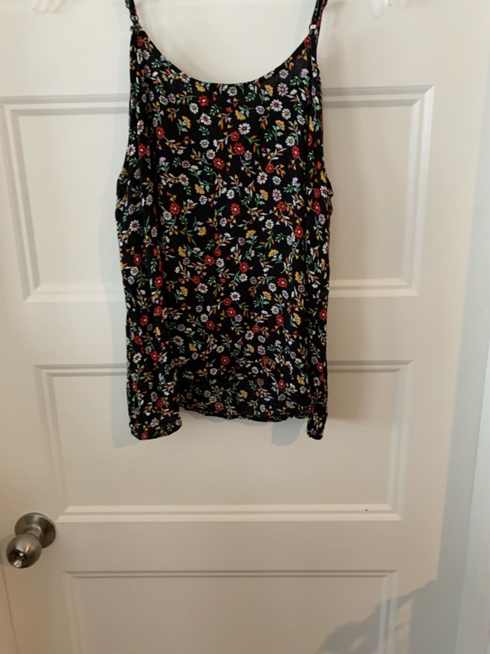 women's Black Floral Spaghetti Strap Tank Top camisole
